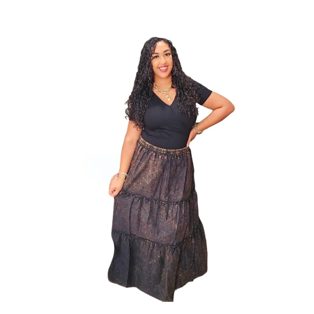 Zenana Outfitters Distressed Acid Wash Black Tiered Maxi Skirt NWT Size 3X - Picture 2 of 7